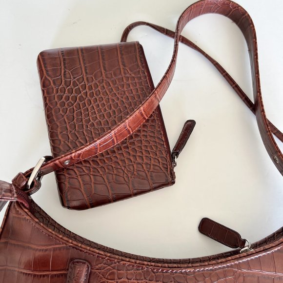 CHARTER CLUB Classic Shoulder Bag in Faux Crocodile NWOT - Picture 7 of 8